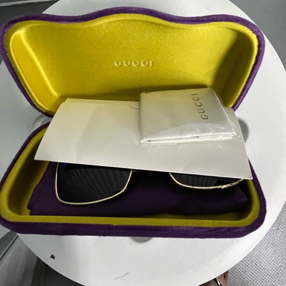 FINAL PRICE $85 W/ FREE SHIPPING! Gucci Guccify Oversized sunglasses - Picture 7 of 9